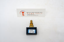 Load image into Gallery viewer, Univer AM-5062 Flow Control Valve, 1/8&quot;