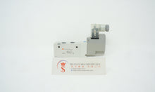 Load image into Gallery viewer, SMC SYJ7120-4DZ-01F-Q Solenoid Valve